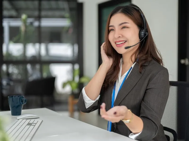 Giao diện chat trực tuyến với chuyên viên thabet88