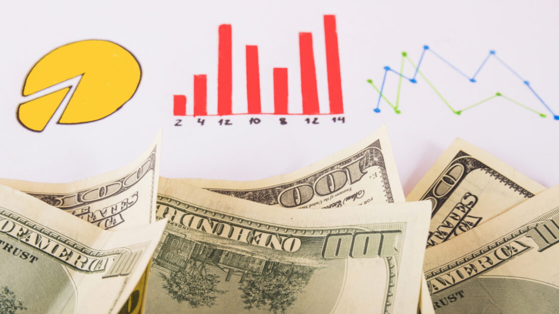 Sân vận động bóng đá với biểu đồ phân tích